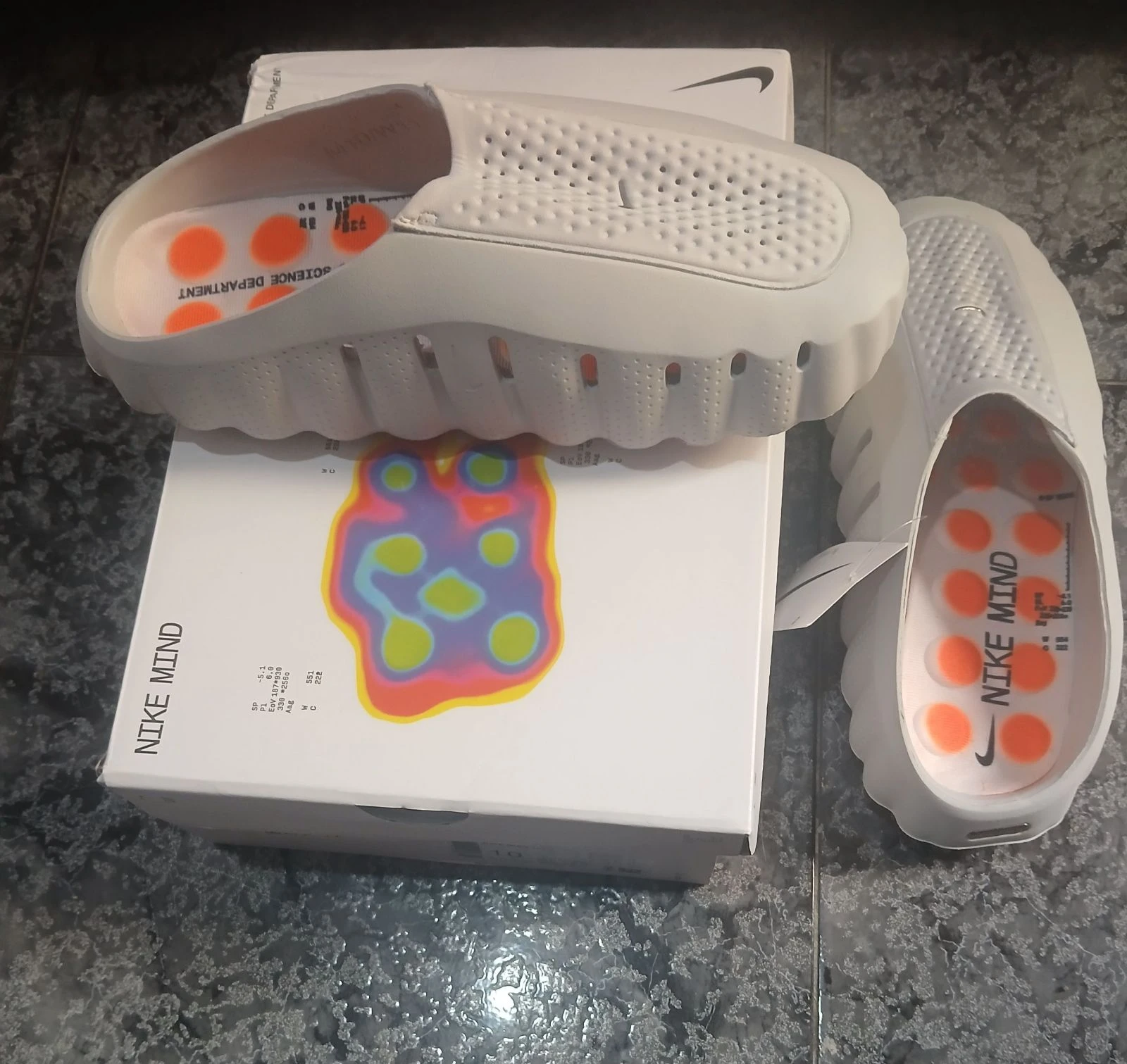 Nike Mind 001 Blancas-Naranjas – photo 3